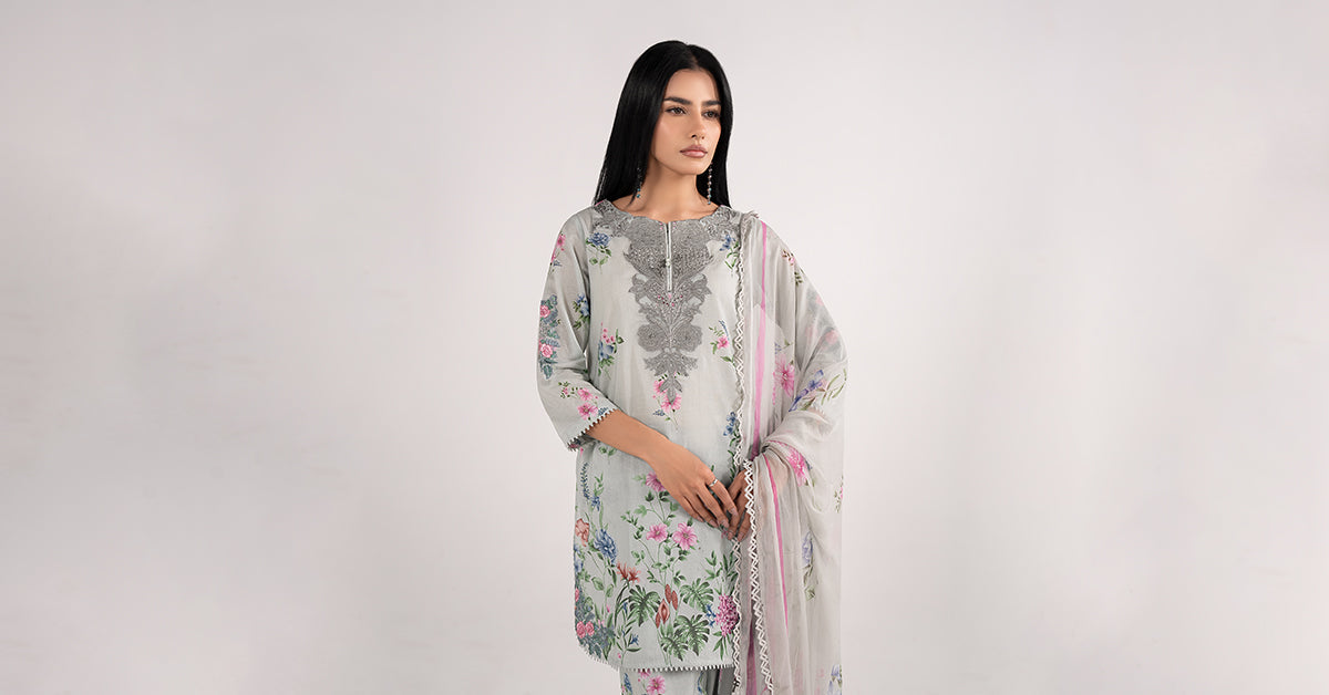 3 Piece Embroidered Lawn Suit