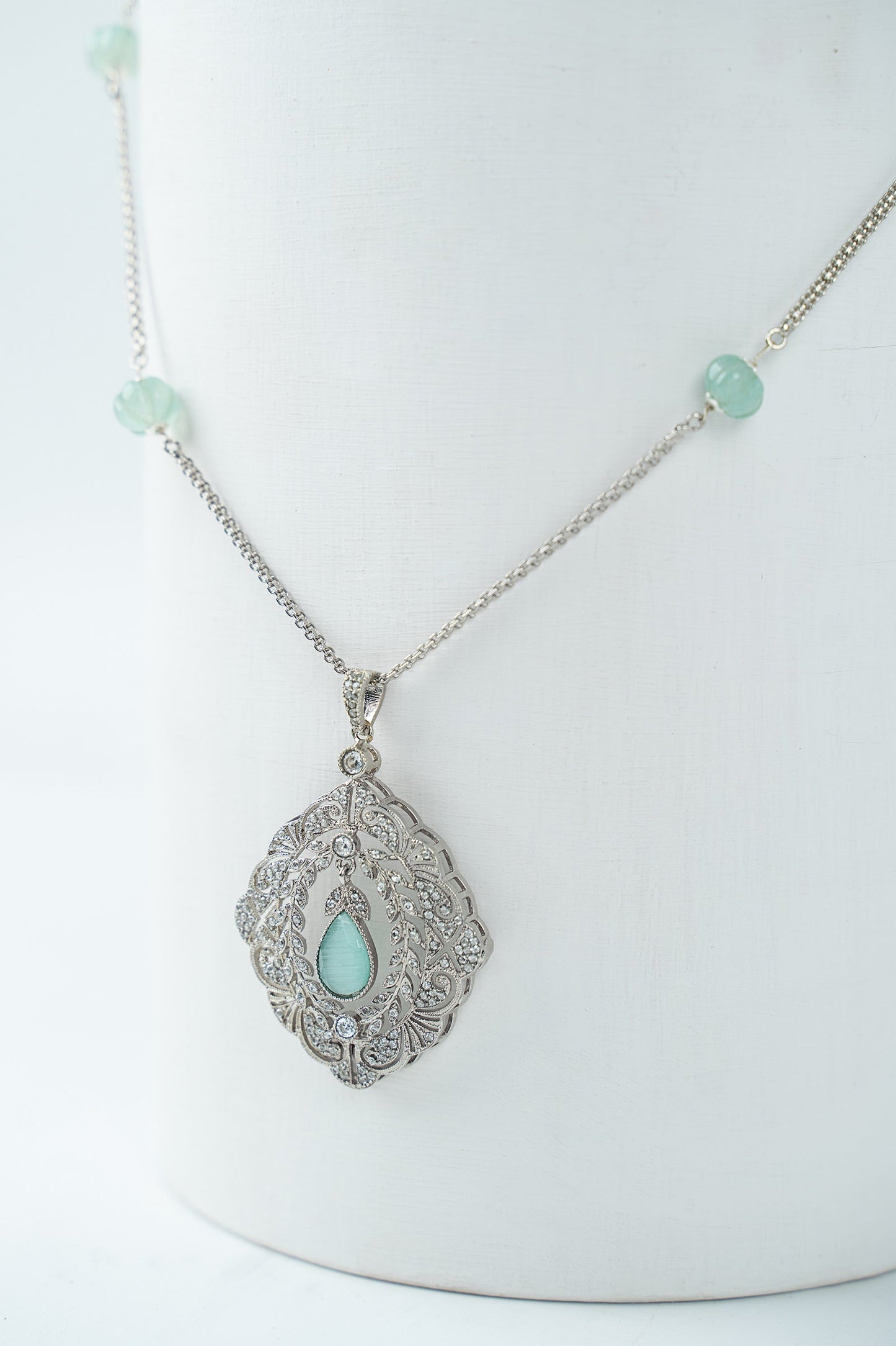 Melzira Pendant