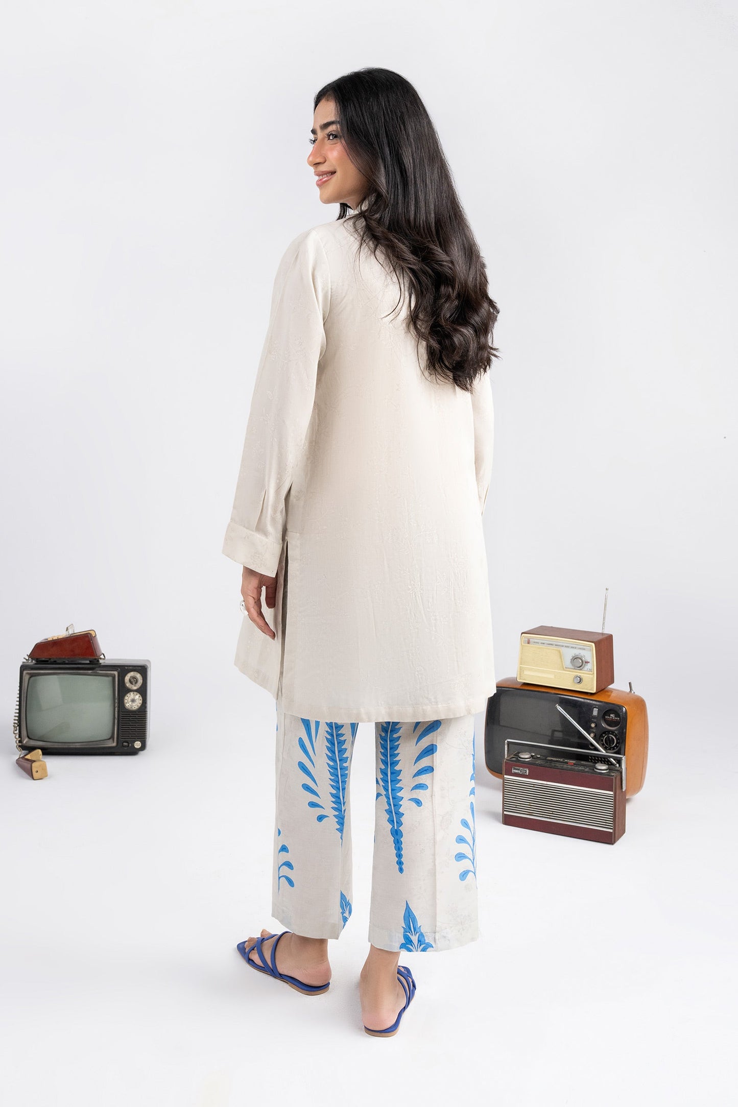 2 Pc Embroidered Dobby Viscose Suit