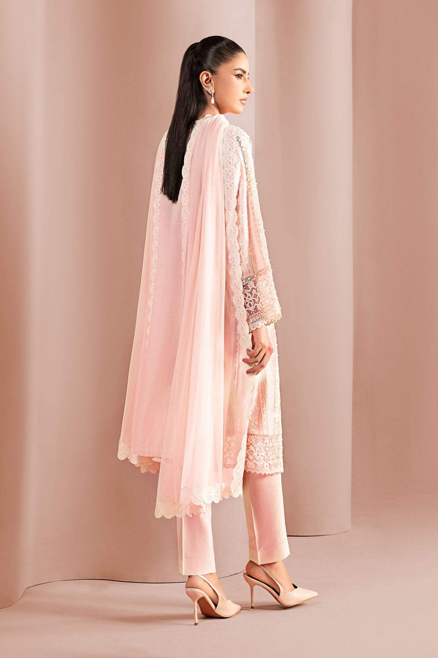 3 Piece Embroidered Lawn Suit