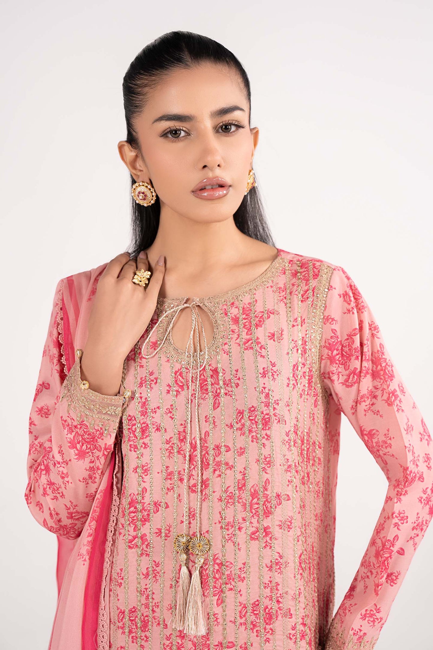 3 Piece Embroidered Lawn Suit