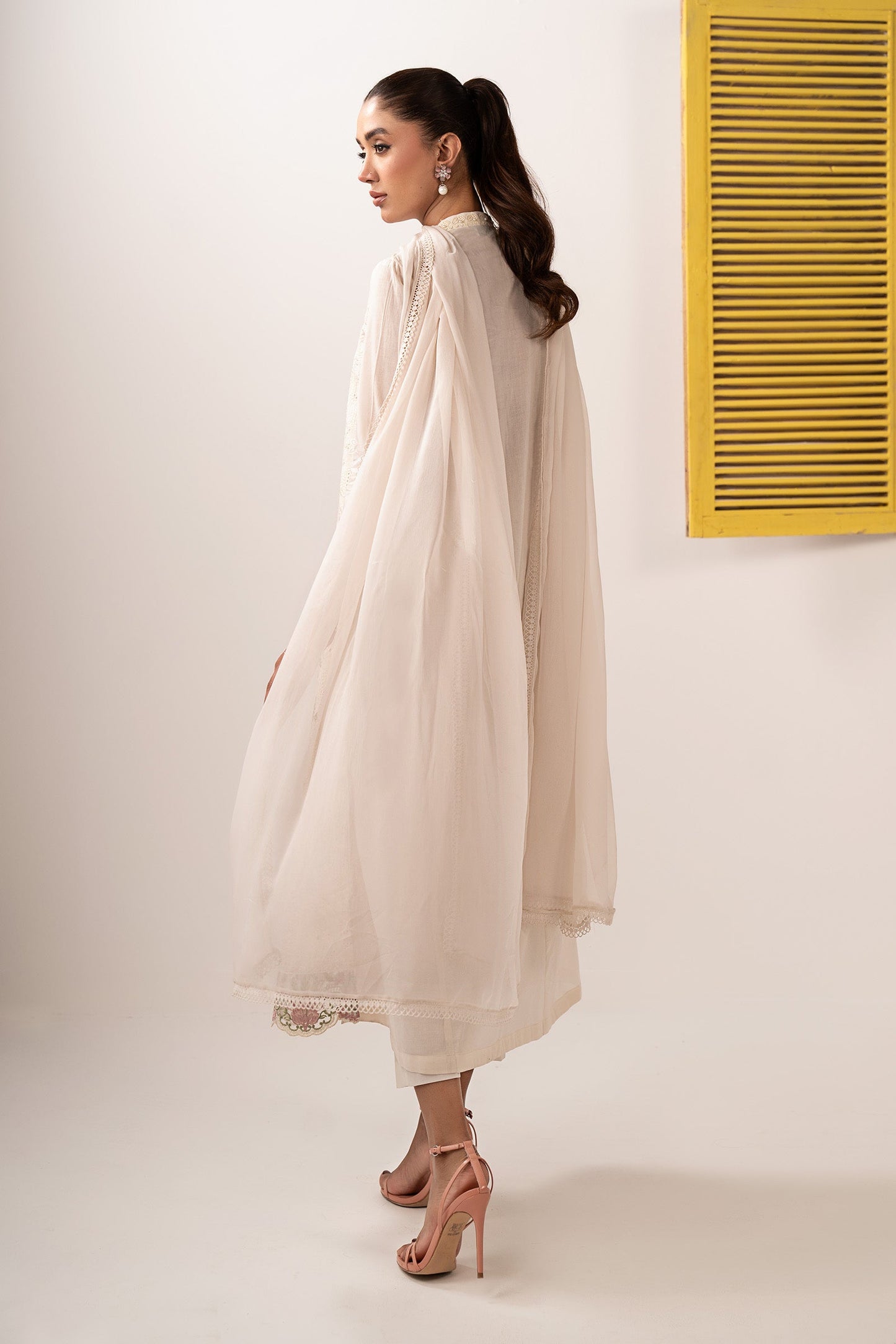 3 Piece Embroidered Lawn Suit