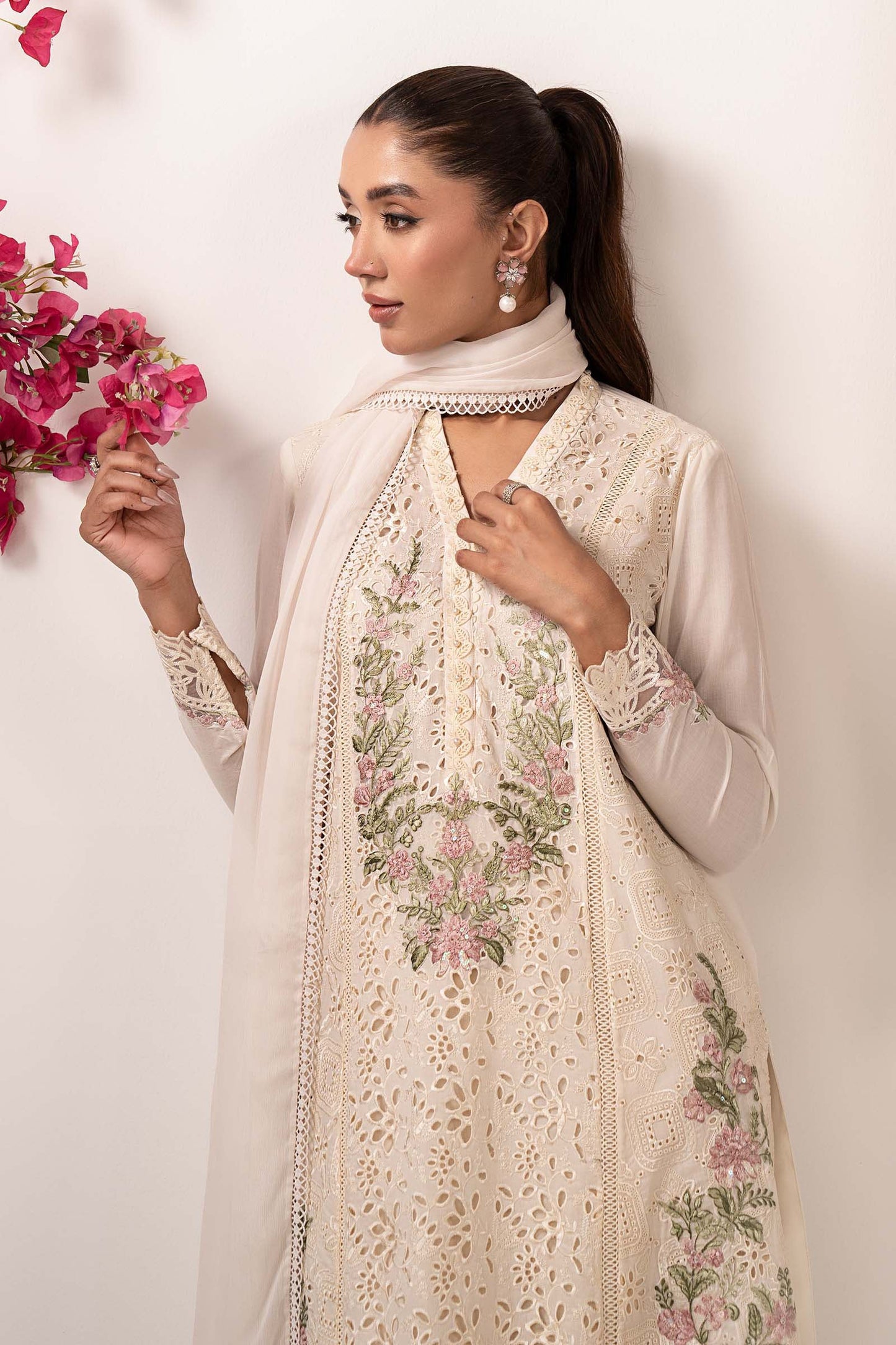 3 Piece Embroidered Lawn Suit