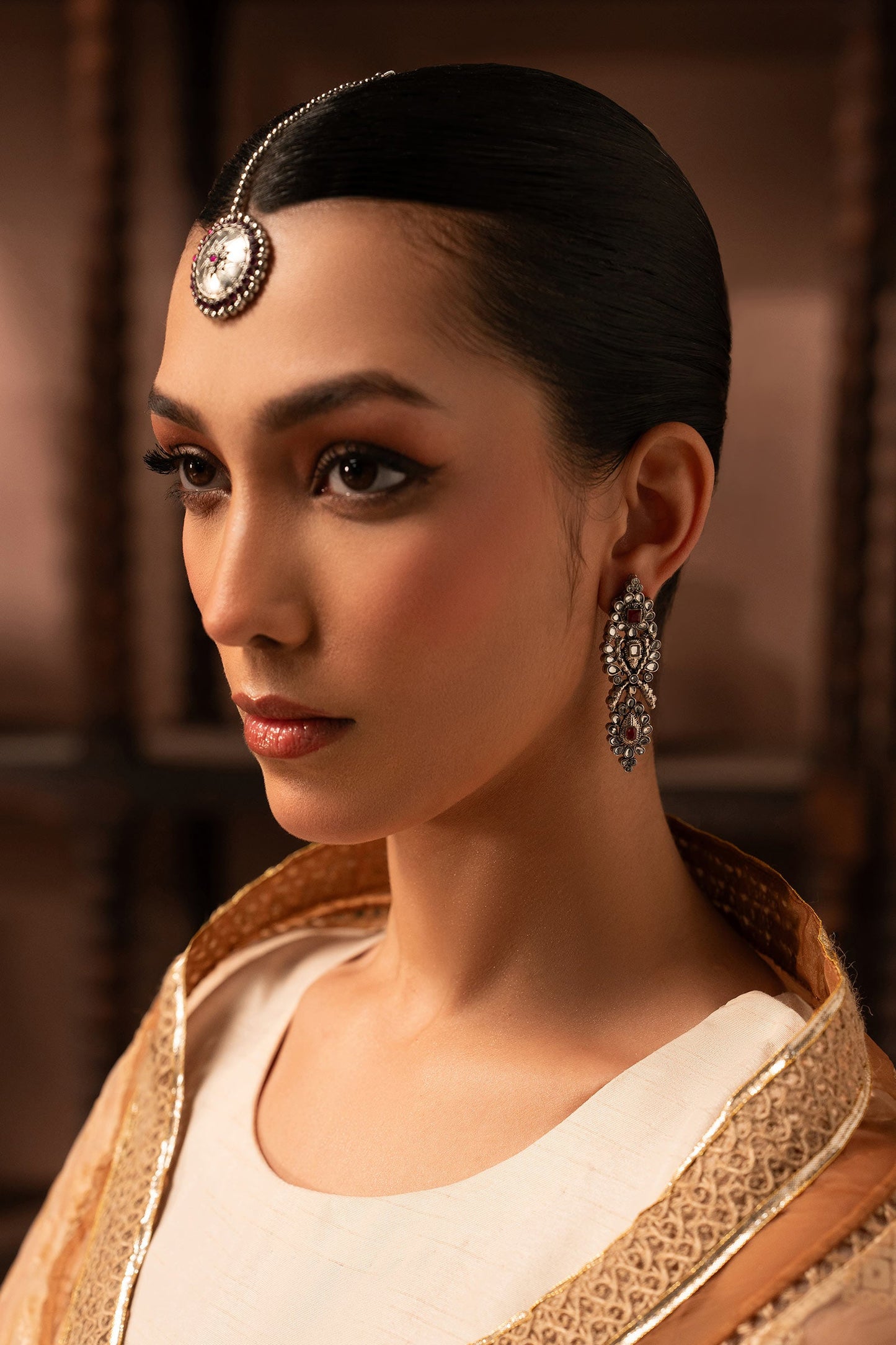 Zarghuna Earrings