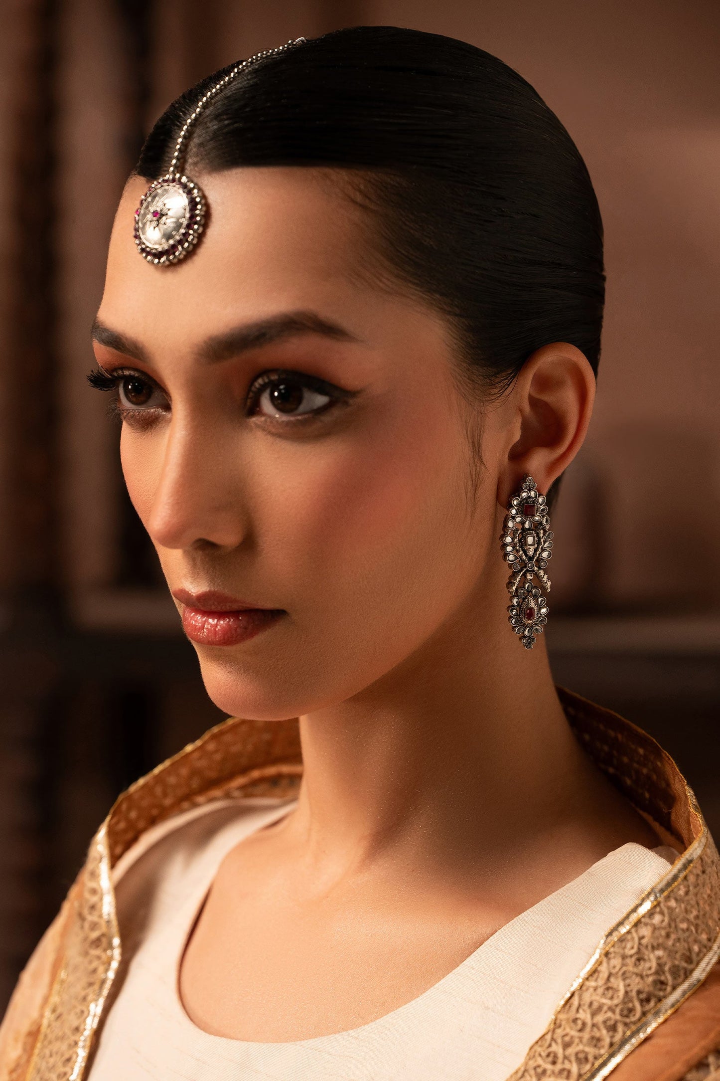 Zarghuna Earrings