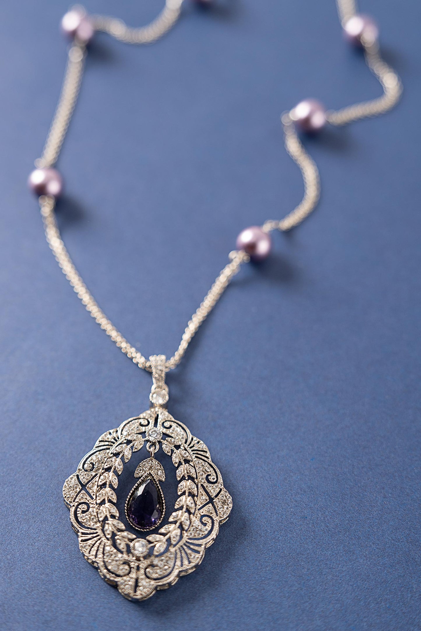 Melzira Pendant