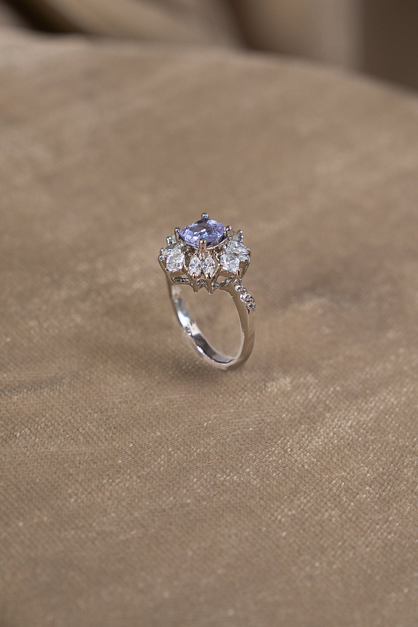 Veyra Ring