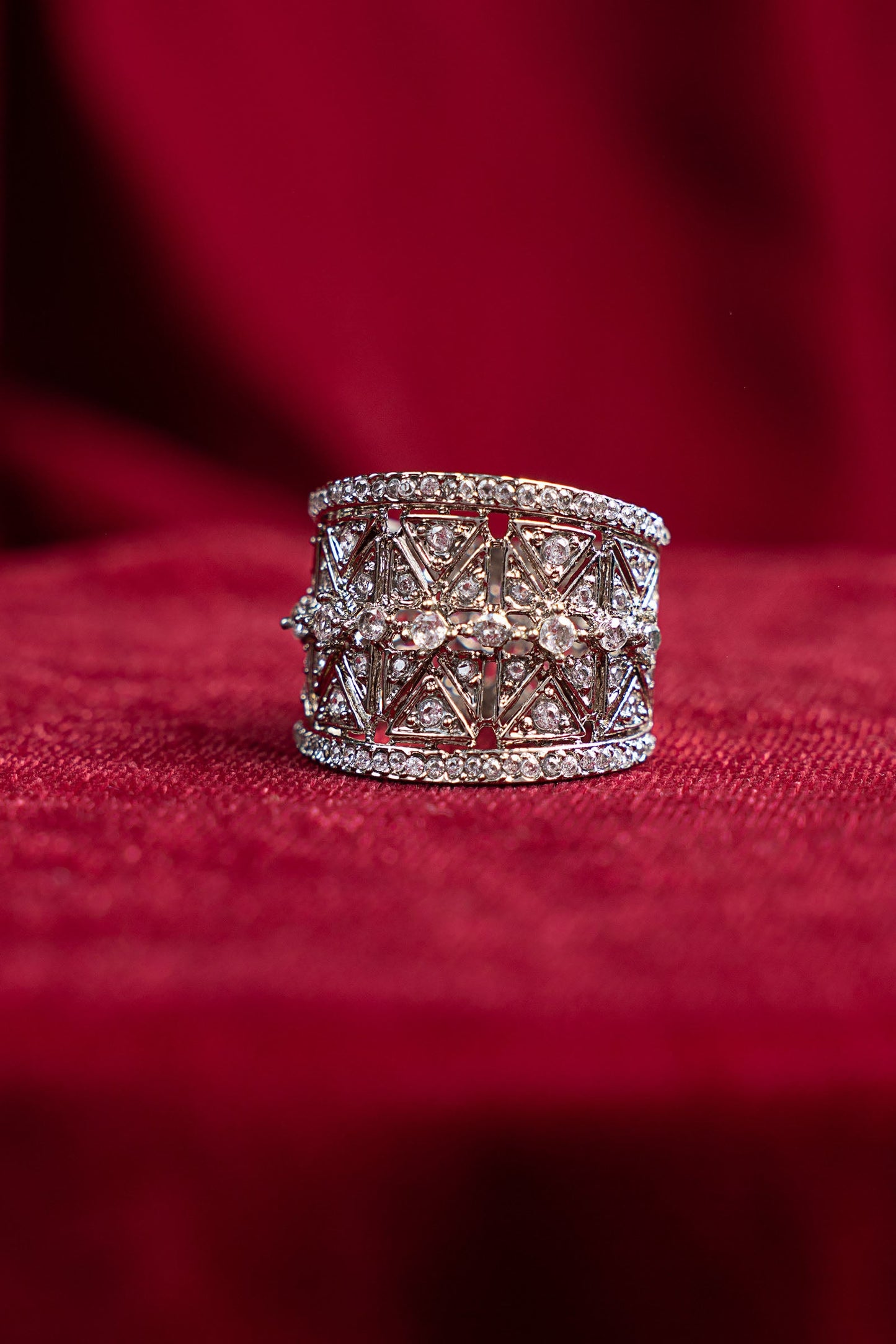 Avizeh Ring