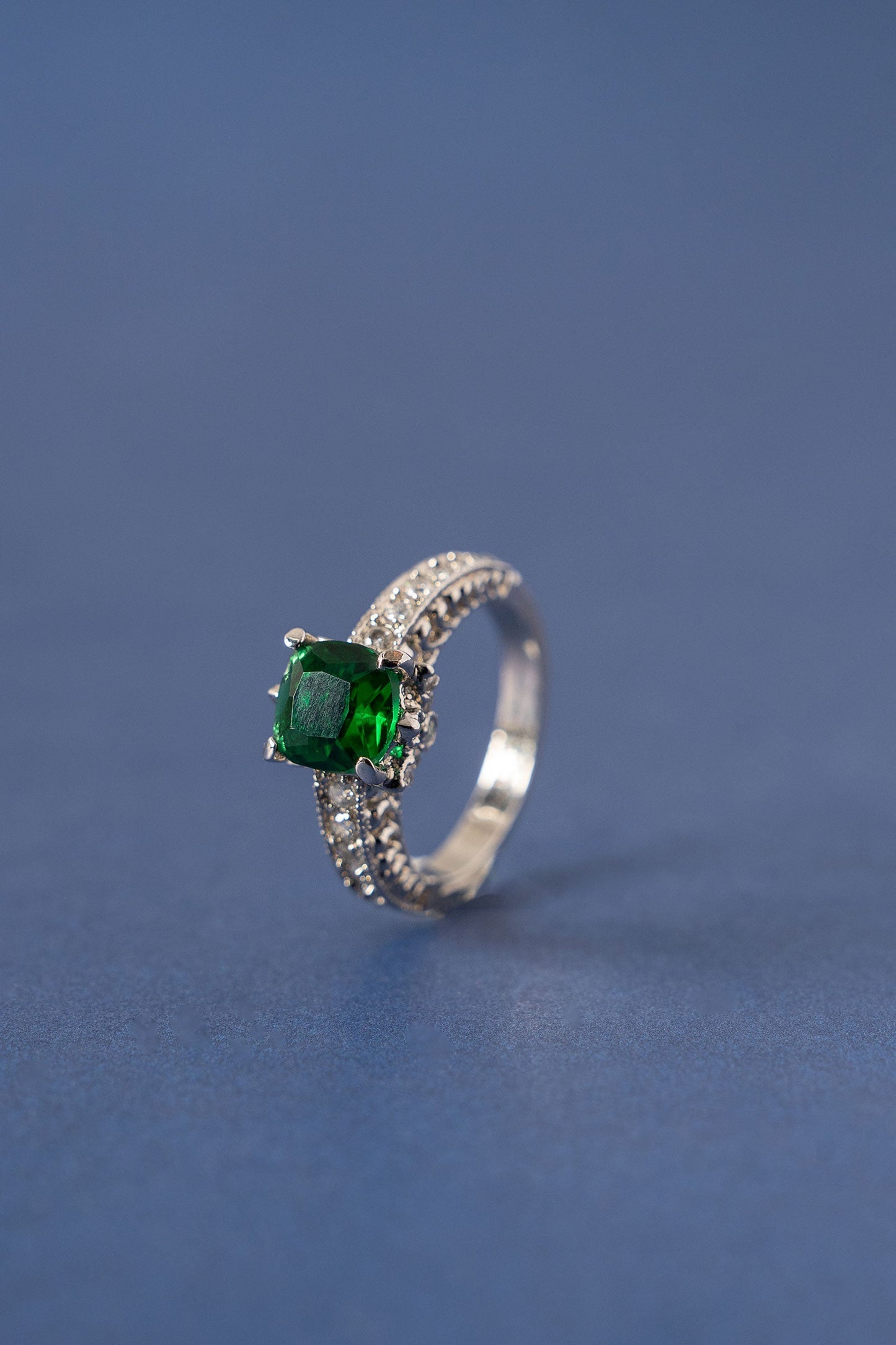 Lusmera Ring