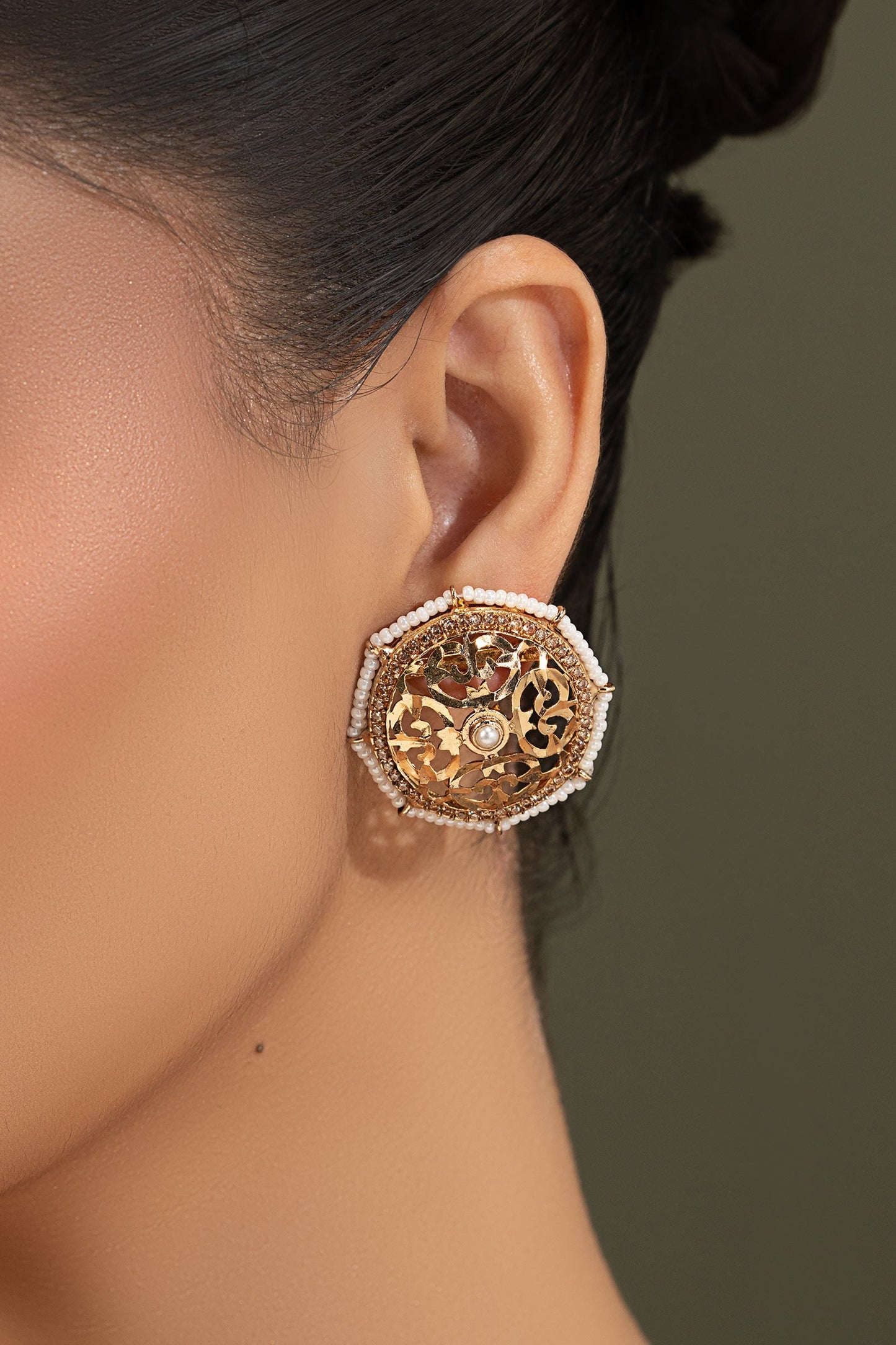 Rasah Studs