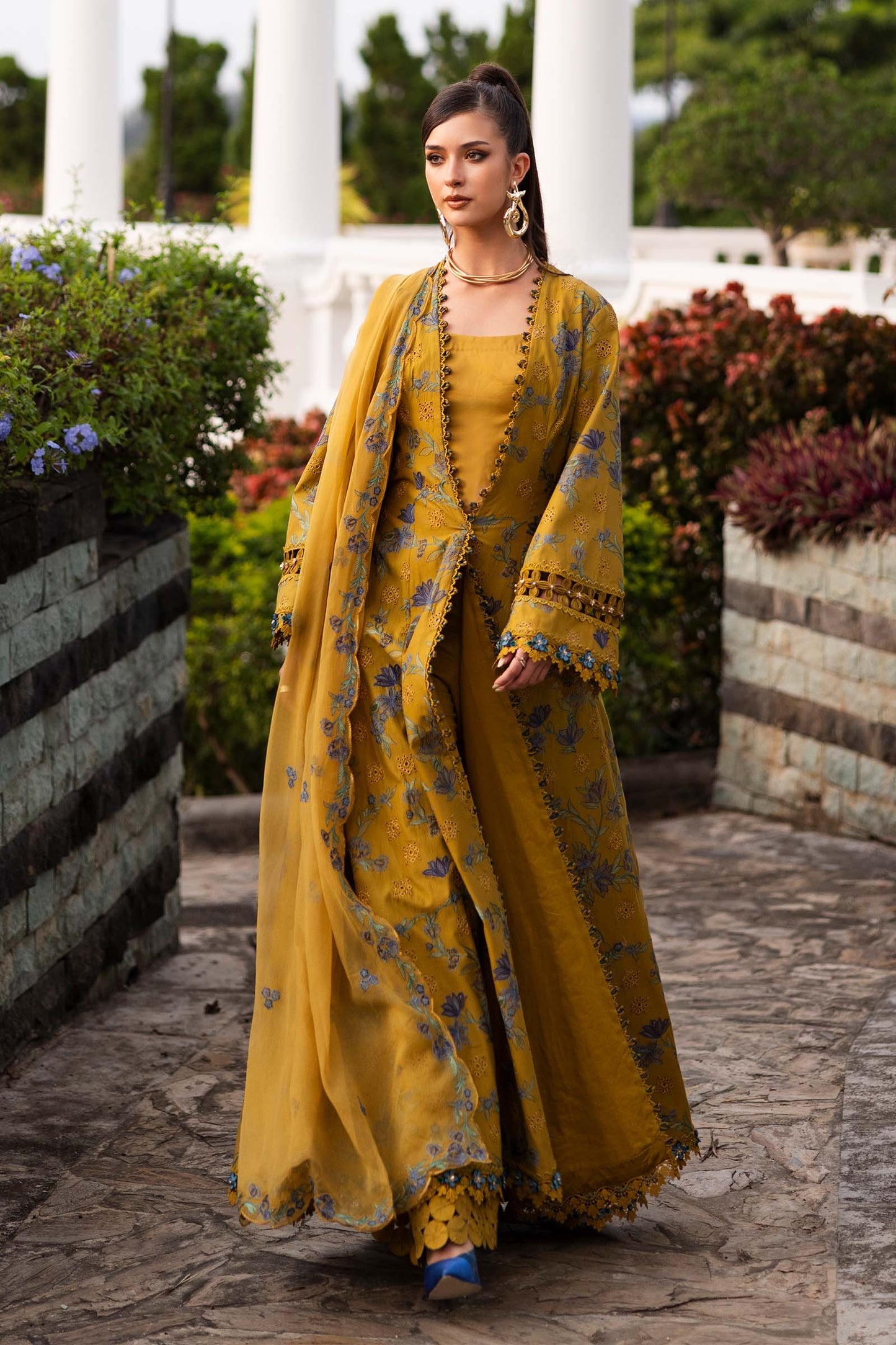 Embroidered Lawn Fabric (2Pcs)